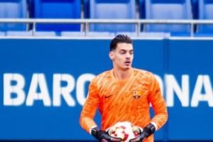 记者：巴萨青训门将亚科比什维利接近租借加盟安道尔FC