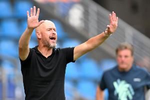 火速解雇滕哈赫！药厂总监：与其一错到底，不如快刀斩乱麻做决定