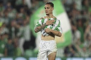 传奇待遇！马卡：贝蒂斯将推出安东尼纪录片，揭秘他与球队的故事