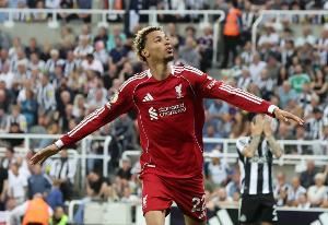 埃基蒂克谈生涯：目标是赢得英超冠军 去大巴黎后我变得更好