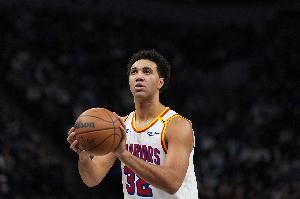 科尔：霍福德融入球队非常顺利 TJD是我们唯一的顺下型中锋